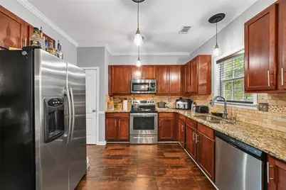 2432 Temple View Drive, Snellville, GA 30078 - Photo 35