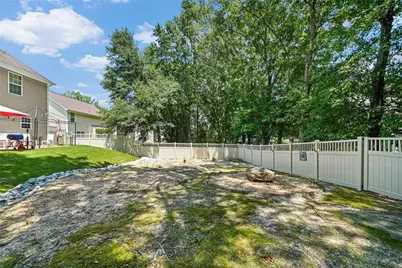 2432 Temple View Drive, Snellville, GA 30078 - Photo 17