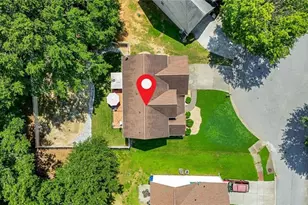 2432 Temple View Dr, Snellville, GA 30078 - Photo 9