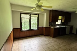3827 Sherwood Dr, Douglasville, GA 30135 - Photo 5