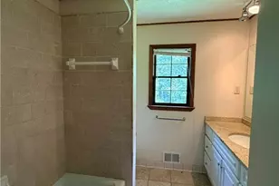 3827 Sherwood Dr, Douglasville, GA 30135 - Photo 17