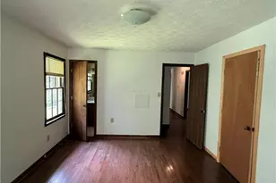 3827 Sherwood Dr, Douglasville, GA 30135 - Photo 11