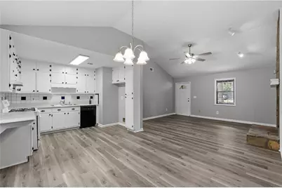 1526 Haynes Court, Grayson, GA 30017 - Photo 11