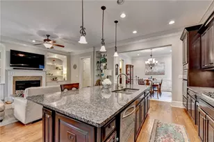 7456 Portbury Park Ln, Suwanee, GA 30024 - Photo 9
