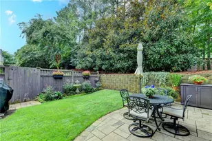 7456 Portbury Park Ln, Suwanee, GA 30024 - Photo 3