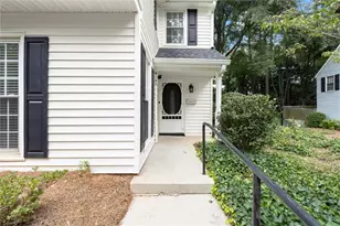 4147 N Gloucester Pl, Chamblee, GA 30341 - Photo 3