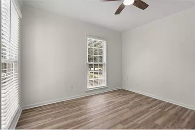 4147 N Gloucester Place, Atlanta, GA 30341 - Photo 15