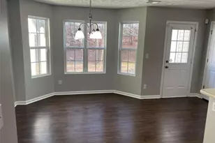2752 Valley Green Dr, Gainesville, GA 30504 - Photo 3