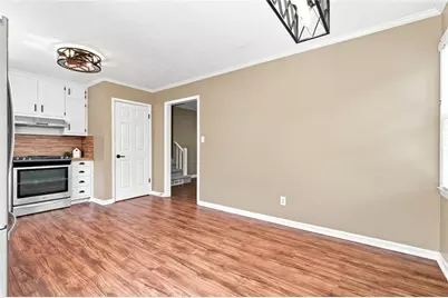 5075 Woodland Drive NW, Kennesaw, GA 30152 - Photo 17