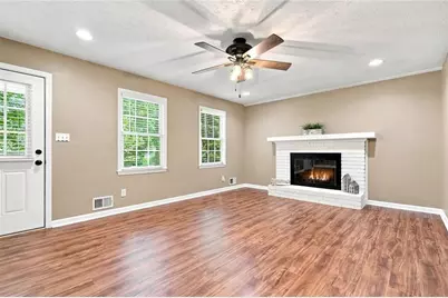 5075 Woodland Drive NW, Kennesaw, GA 30152 - Photo 7