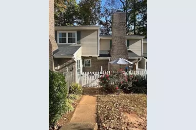 554 Picketts Bend Circle, Marietta, GA 30008 - Photo 11