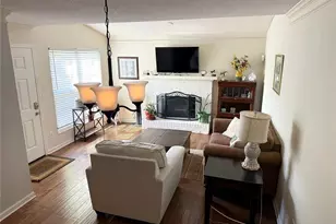 554 Picketts Bend Cir, Marietta, GA 30008 - Photo 3