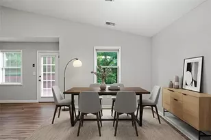 1424 Brookcrest St, Lawrenceville, GA 30044 - Photo 3