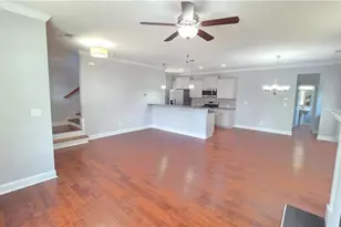 2339 Village Grove Dr, Suwanee, GA 30024 - Photo 7