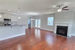2339 Village Grove Dr, Suwanee, GA 30024 - Photo 5