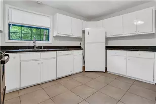 4960 Cold Springs Dr NW, Lilburn, GA 30047 - Photo 13