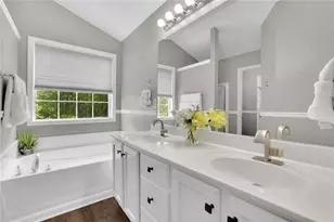 7660 Streamside Ln, Cumming, GA 30028 - Photo 7