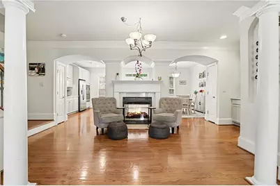 2669 Derby Walk NE, Atlanta, GA 30319 - Photo 7