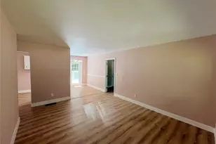 285 Queen Helen Ln, Jonesboro, GA 30236 - Photo 5