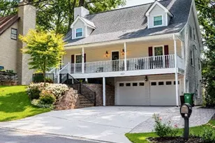 823 Ridge Ave, Stone Mountain, GA 30083 - Photo 3