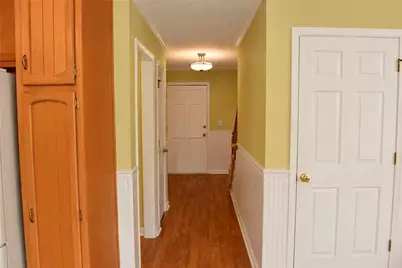 823 Ridge Avenue, Stone Mountain, GA 30083 - Photo 5