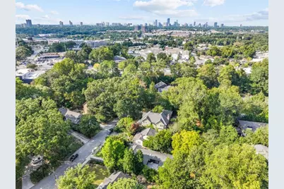 1905 Windemere Drive, Atlanta, GA 30324 - Photo 37