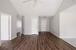 5816 Wellborn Creek Dr, Lithonia, GA 30058 - Photo 7
