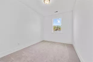 1512 Parks Edge Ln NW, Atlanta, GA 30318 - Photo 13