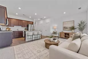 1512 Parks Edge Ln NW, Atlanta, GA 30318 - Photo 3
