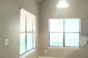 990 Forest Path, Stone Mountain, GA 30088 - Photo 3