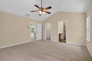 9426 Lakeview Rd, Union City, GA 30291 - Photo 17