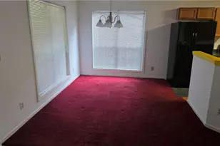 911 Stonemill Manor, Lithonia, GA 30058 - Photo 3