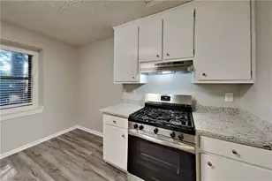 4094 Maxanne Dr NW, Kennesaw, GA 30144 - Photo 7