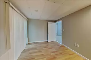 4094 Maxanne Dr NW, Kennesaw, GA 30144 - Photo 5