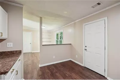6223 Marbut Farms Lane, Lithonia, GA 30058 - Photo 11