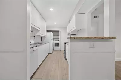 725 Dalrymple Road #7J, Sandy Springs, GA 30328 - Photo 3