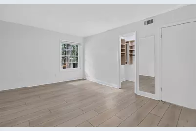 725 Dalrymple Road #7J, Sandy Springs, GA 30328 - Photo 13