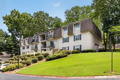 725 Dalrymple Road #7J, Sandy Springs, GA 30328 - Photo 1