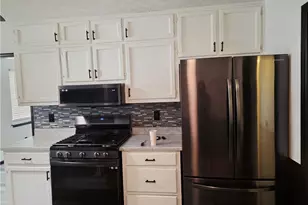 1800 Keenland Pl, Lawrenceville, GA 30043 - Photo 11