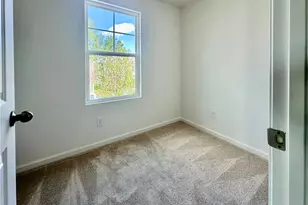 4446 Buttonwood Ln, Lilburn, GA 30047 - Photo 17
