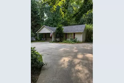 5635 Lakeview Court, Gainesville, GA 30506 - Photo 1