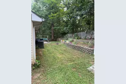 5635 Lakeview Court, Gainesville, GA 30506 - Photo 23
