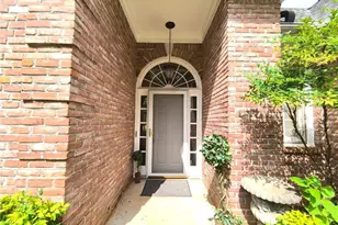 4009 Treemont Ln, Suwanee, GA 30024 - Photo 3