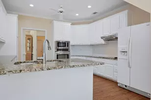 4009 Treemont Ln, Suwanee, GA 30024 - Photo 11