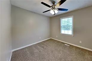 604 Dillon Dr, Douglasville, GA 30134 - Photo 13