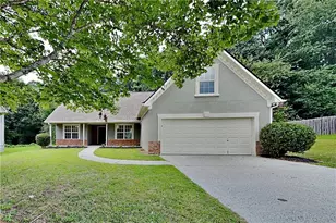 638 Castlebrooke Way, Lawrenceville, GA 30045 - Photo 1