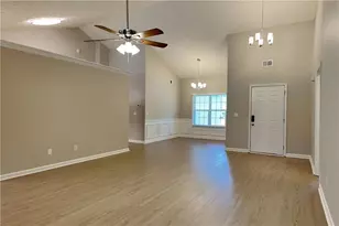 638 Castlebrooke Way, Lawrenceville, GA 30045 - Photo 3
