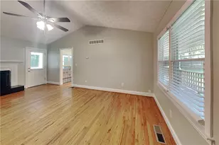 804 Oak Trce, Woodstock, GA 30189 - Photo 3