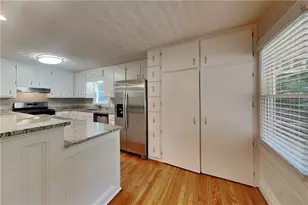 804 Oak Trce, Woodstock, GA 30189 - Photo 5