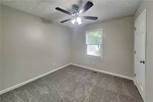 804 Oak Trce, Woodstock, GA 30189 - Photo 13
